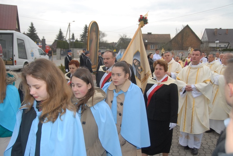 Nawiedzenie w parafii Miłosierdzia Bożego w Woli Rzędzińskiej