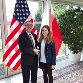 Iza z Chrisem Midurą, radcą ds. prasy i kultury w amerykańskiej ambasadzie w Warszawie