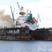 Ogień na statku w Szczecinie