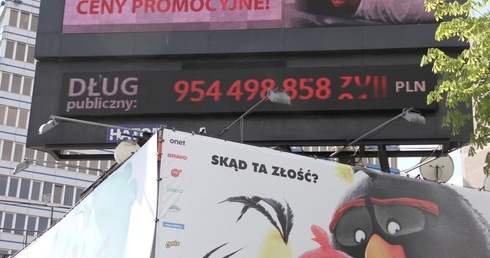 Z każdą sekundą zadłużenie naszego kraju wzrasta o 2568 zł