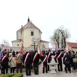 Odsłonięcie pomnika "Niezłomnym-Ojczyzna" w Morawicy