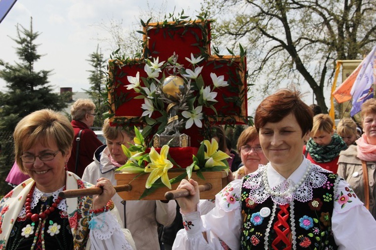 Pielgrzymka z Roszkowej Woli do Żdżar w 27. rocznicę beatyfikacji Franciszki Siedliskiej