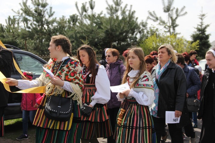 Pielgrzymka z Roszkowej Woli do Żdżar w 27. rocznicę beatyfikacji Franciszki Siedliskiej