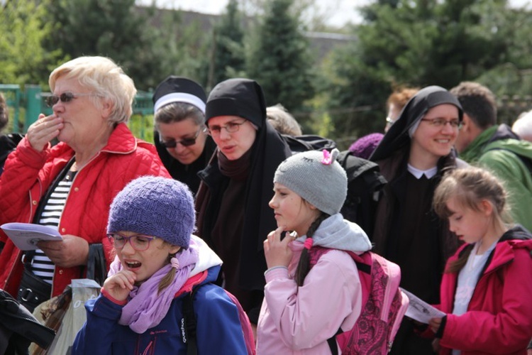 Pielgrzymka z Roszkowej Woli do Żdżar w 27. rocznicę beatyfikacji Franciszki Siedliskiej