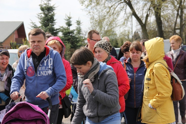 Pielgrzymka z Roszkowej Woli do Żdżar w 27. rocznicę beatyfikacji Franciszki Siedliskiej