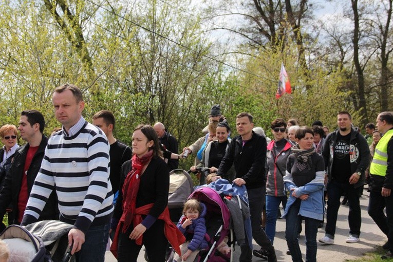Pielgrzymka z Roszkowej Woli do Żdżar w 27. rocznicę beatyfikacji Franciszki Siedliskiej