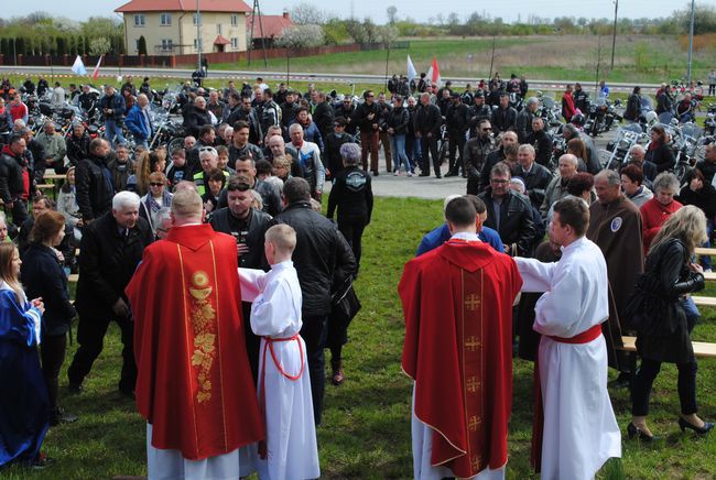 Do Matki Bożej na jednośladach