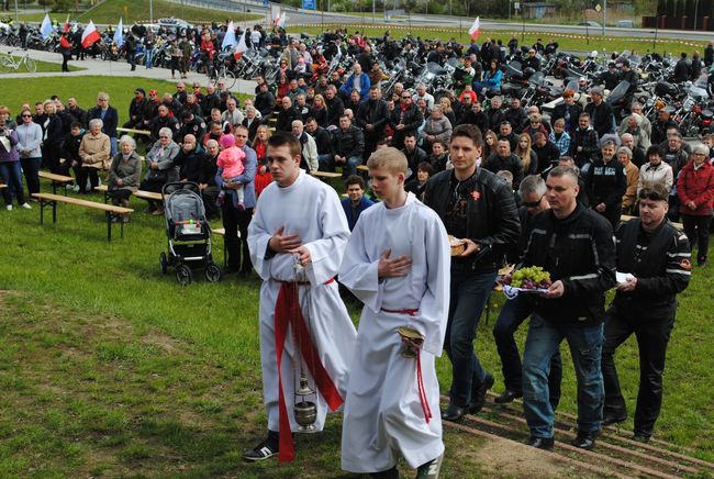 Do Matki Bożej na jednośladach