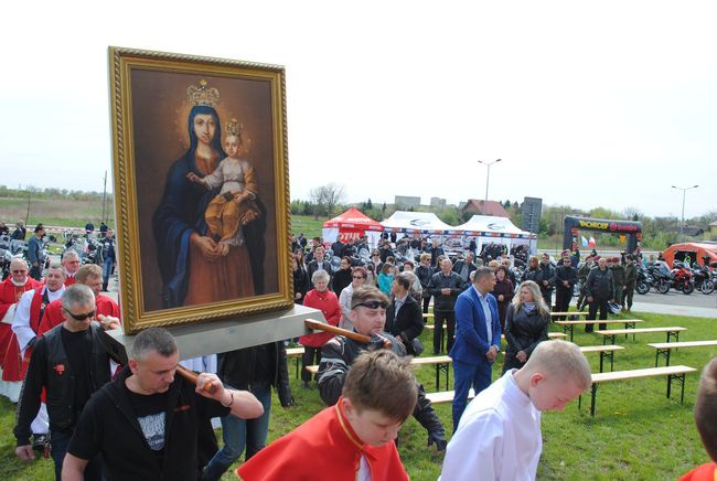 Do Matki Bożej na jednośladach