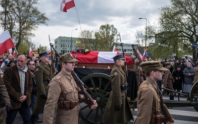 A. Macierewicz: "Chowamy symbol bohaterstwa"