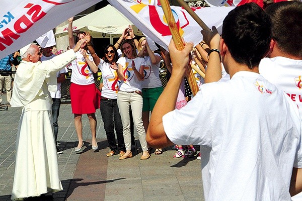 Światowe Dni Młodzieży stanowią dla młodych odpowiedź na naturalną potrzebę świętowania. Na zdjęciu scena z promującego ŚDM spotu