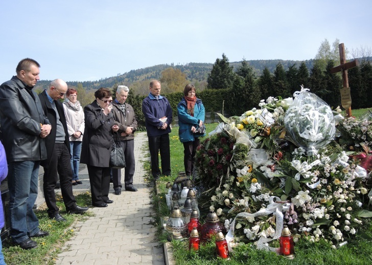 Modlitwa za zmarłego wolontariusza ŚDM w Wilkowicach