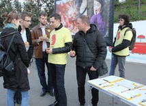 Za życiem, przeciwko aborcji
