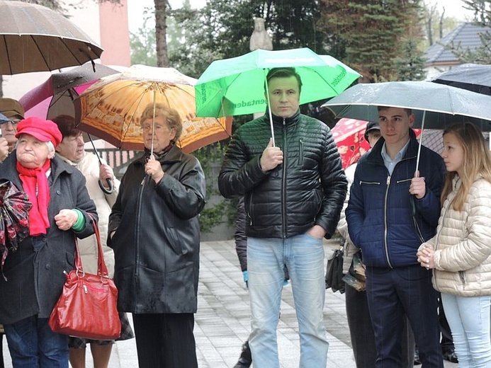 Znaki Bożego Miłosierdzia na Leszczynach