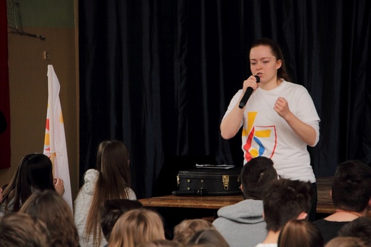 Projekt edukacyjny z religii w Gimanzjum nr 2 w Łowiczu