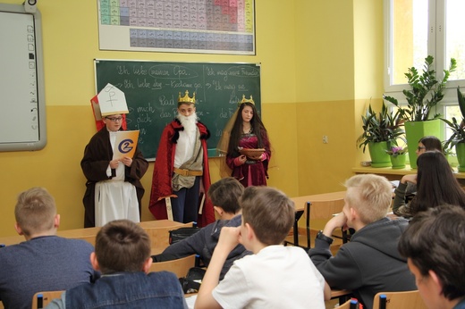 Projekt edukacyjny z religii w Gimanzjum nr 2 w Łowiczu