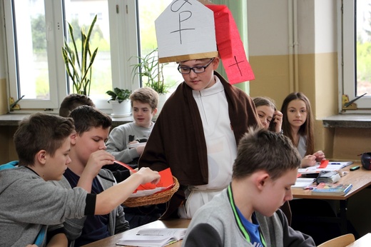 Projekt edukacyjny z religii w Gimanzjum nr 2 w Łowiczu