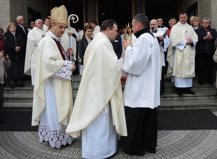 Znaki Bożego Miłosierdzia na Złotych Łanach