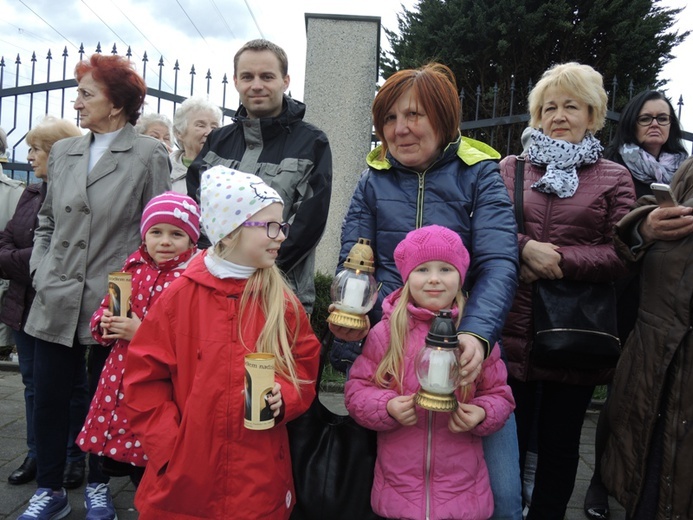 Znaki Bożego Miłosierdzia na Złotych Łanach