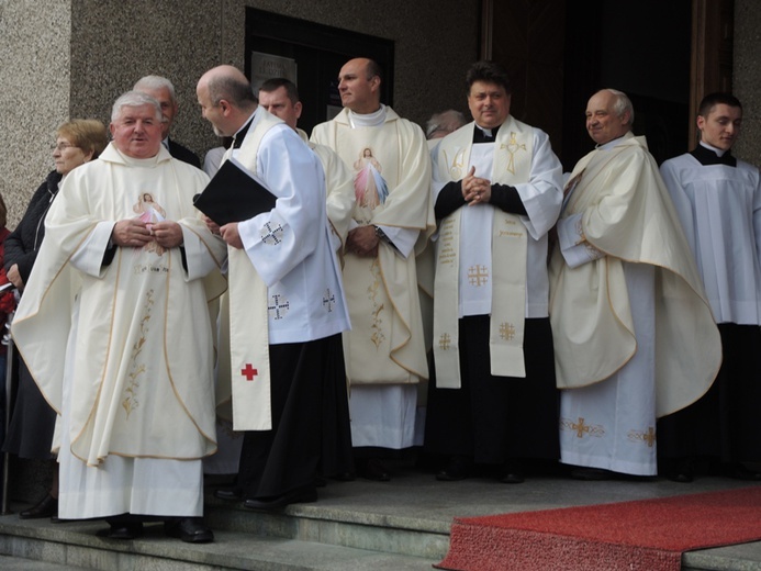 Znaki Bożego Miłosierdzia na Złotych Łanach