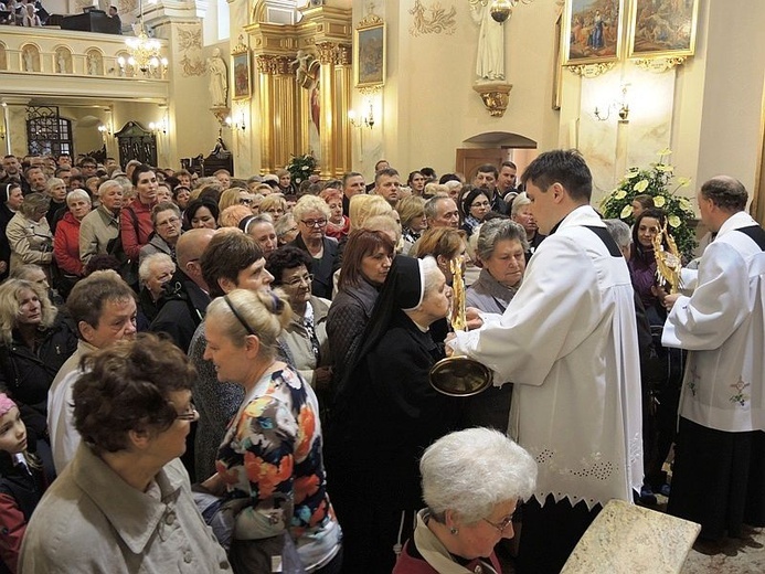 Znaki Bożego Miłosierdzia w Hałcnowie