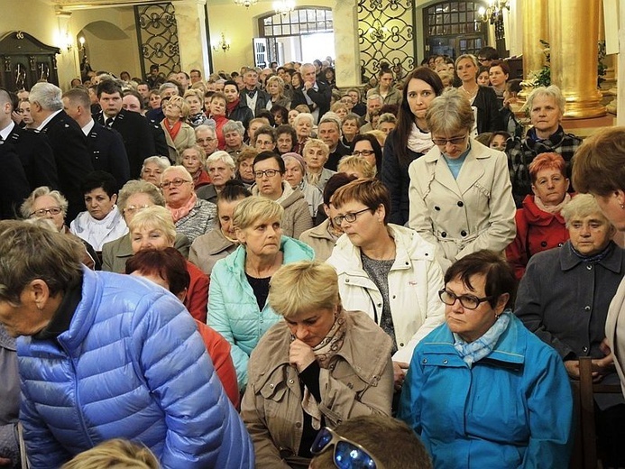 Znaki Bożego Miłosierdzia w Hałcnowie