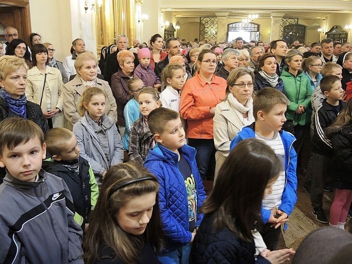 Znaki Bożego Miłosierdzia w Hałcnowie