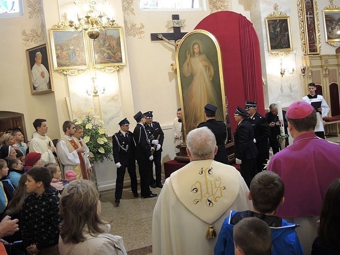 Znaki Bożego Miłosierdzia w Hałcnowie