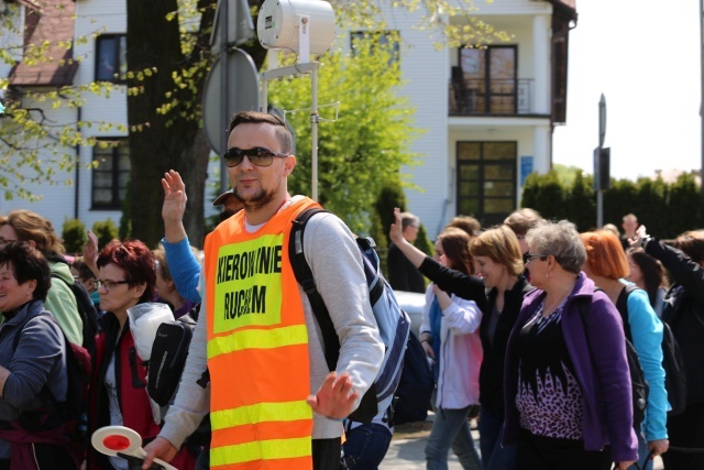 IV pielgrzymka do Łagiewnik wyrusza z Hałcnowa - cz. I