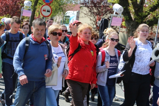 IV pielgrzymka do Łagiewnik wyrusza z Hałcnowa - cz. II