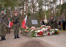 Wartę zaciągnęła Kompania Honorowa 25. Batalionu Kawalerii Powietrznej z Tomaszowa Mazowieckiego