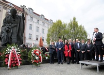 "Budowanie wspólnoty wielkim zadaniem związków zawodowych"