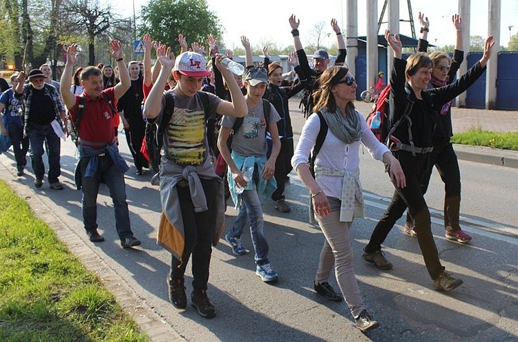 Nowa Wieś przywitała pielgrzymów grupy św. Maksymiliana