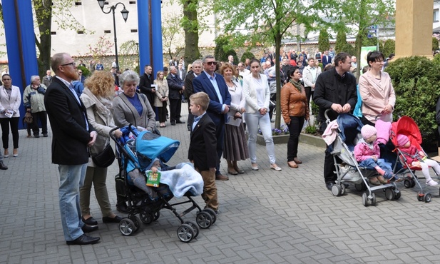 Składajcie ufność w Bogu