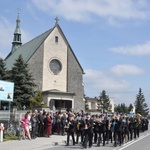 Parafia w Borzęcinie Dolnym ma 80 lat 