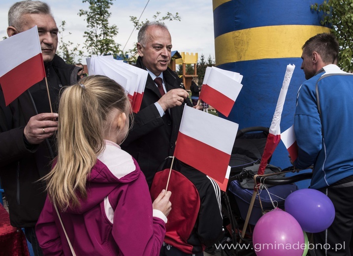 Święto Flagi w Woli Dębińskiej