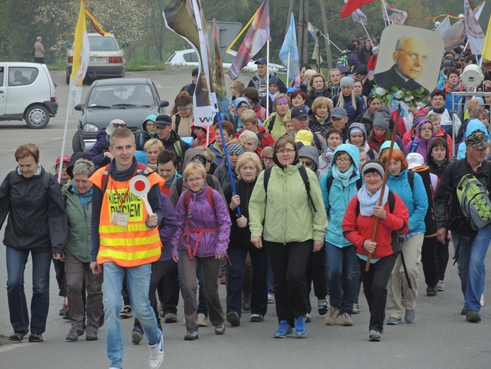 Na trasie 2. dnia - Łagiewniki 2016