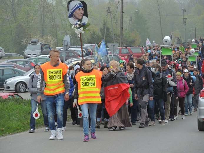 Na trasie 2. dnia - Łagiewniki 2016