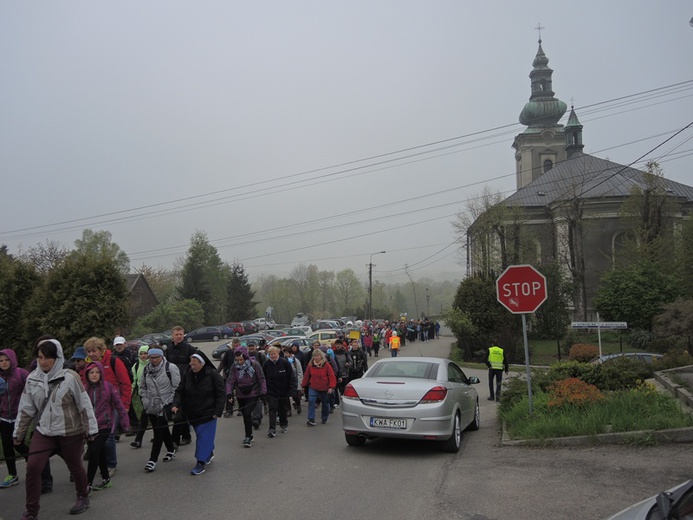 Na trasie 2. dnia - Łagiewniki 2016