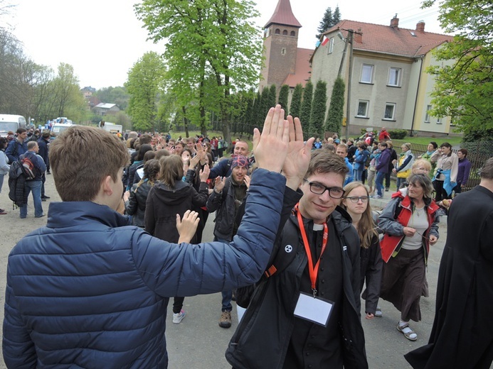 Z Przytkowic przez Polankę Hallera i Radziszów