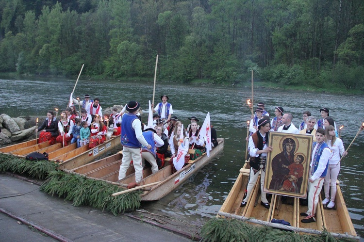 Symbole ŚDM w Krościenku