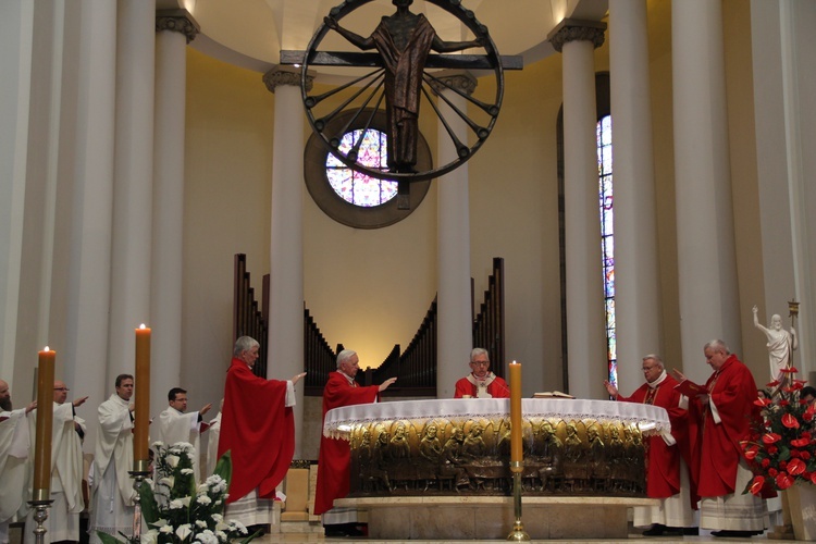 Msza w intencji śp. abp. Tadeusza Gocłowskiego