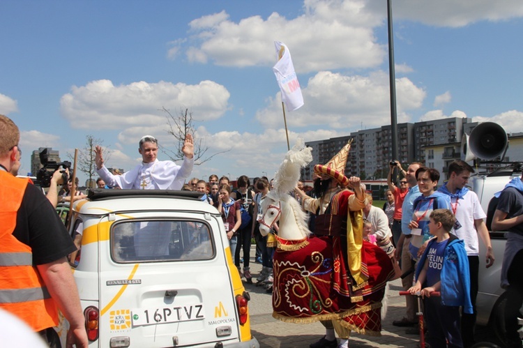 Pielgrzymka na rolkach i hulajnogach do Tychów - cz. II