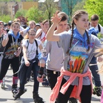 Pielgrzymka na rolkach i hulajnogach do Tychów - cz. II