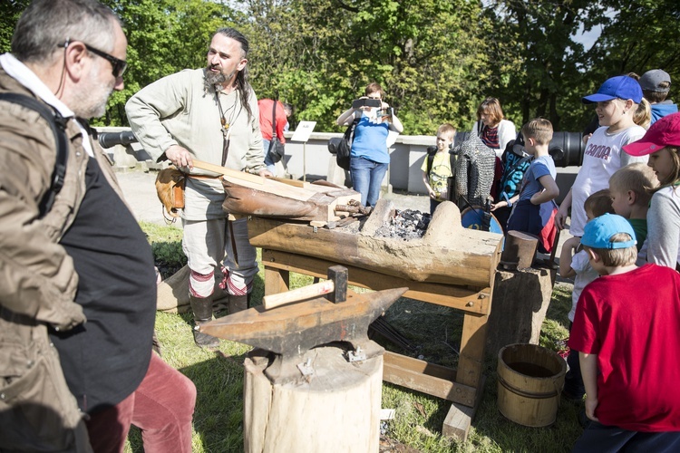 Piknik średniowieczny w MWP