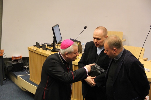 XI sesja synodu, cz. 2