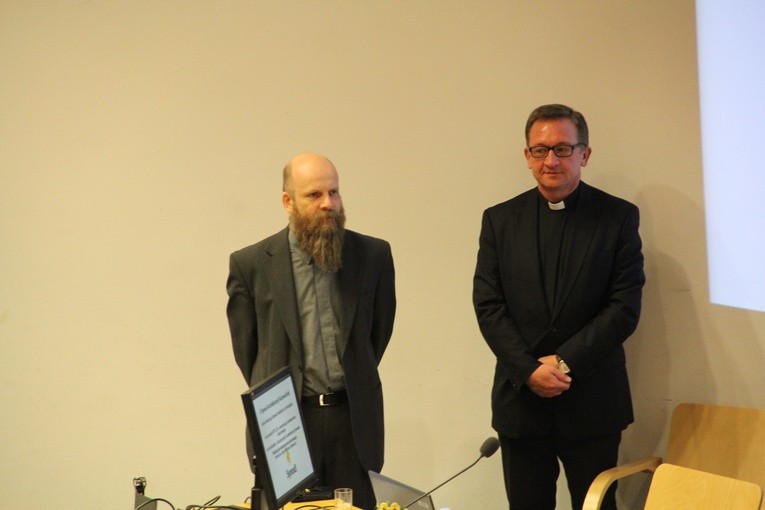 XI sesja synodu, cz. 2