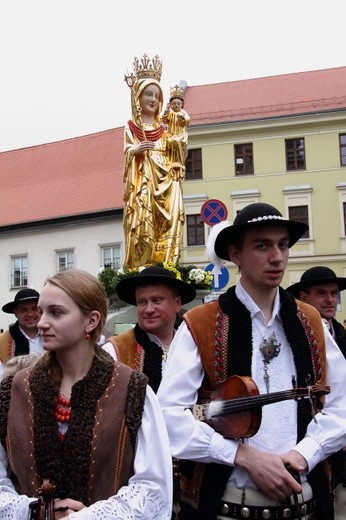 Procesja z Wawelu na Skałkę 2016