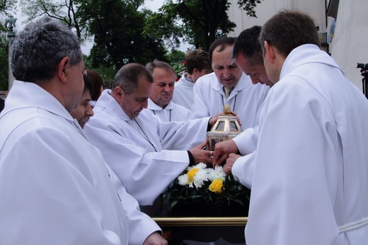 Procesja z Wawelu na Skałkę 2016