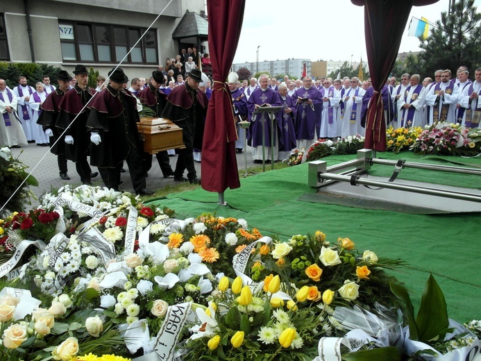 Pogrzeb śp. ks. Leonarda Stroki cz. 2